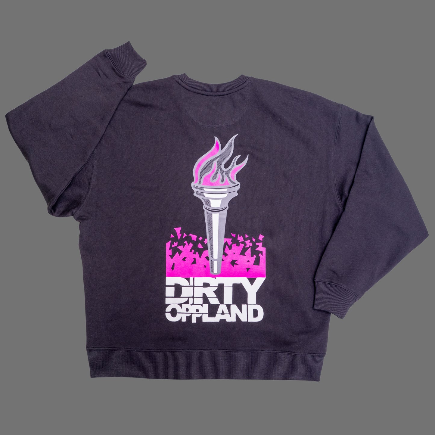 Olympisk Standard Dirty Oppland x Deys Dynamics svart genser