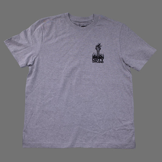 Olympisk Standard Dirty Oppland x Deys Dynamics grå t-shirt
